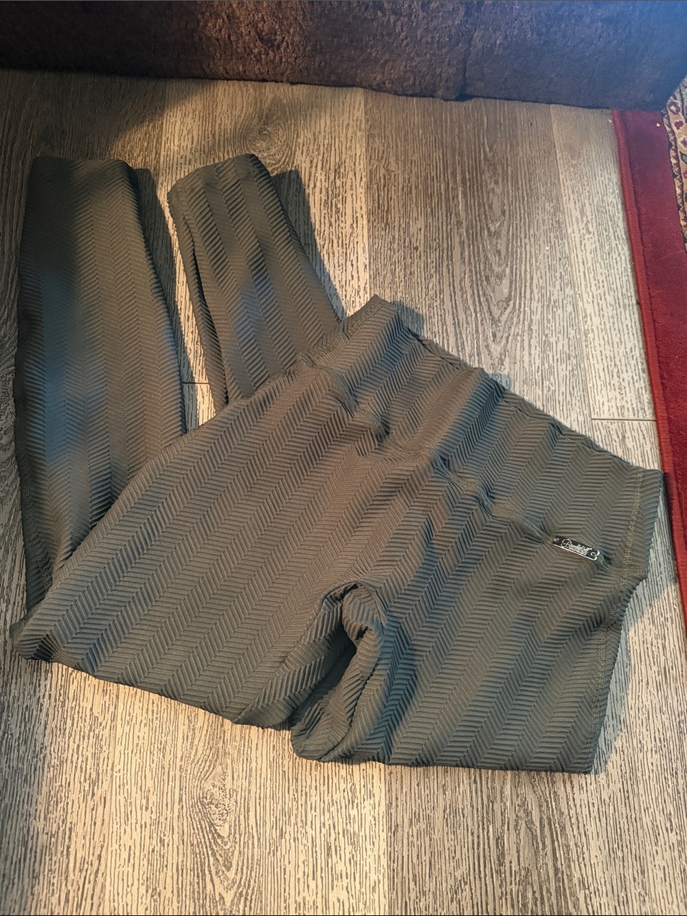 Bombshell sportswear ribbed Chevron Olive Green Textured Leggings